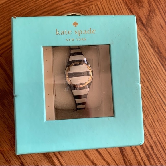 Kate Spade Fitness Tracker Black and White - Picture 4 of 8